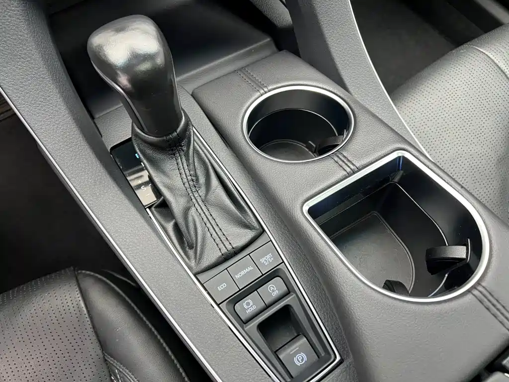 Toyota Avalon 2019 — фото 17
