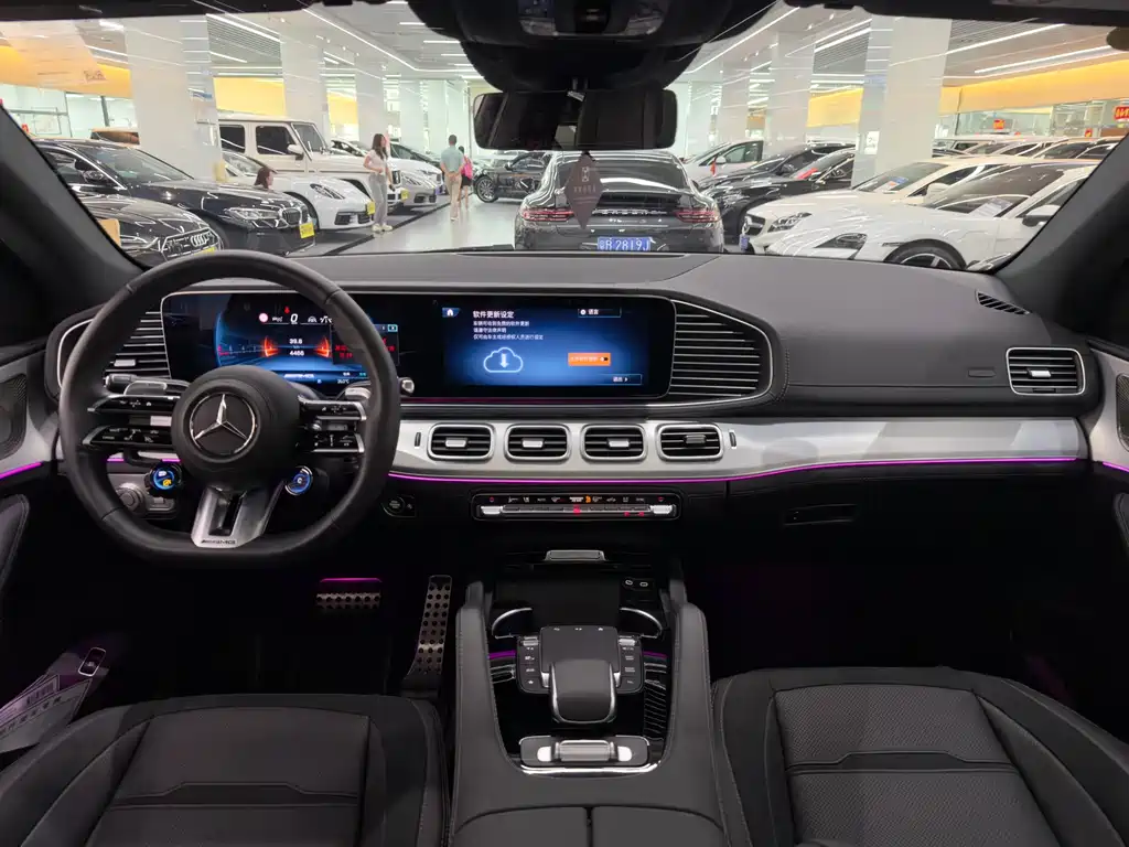 Mercedes-Benz GLE Coupe AMG 2025 — фото 16