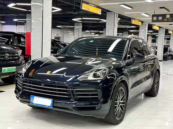 Porsche Cayenne 2022
