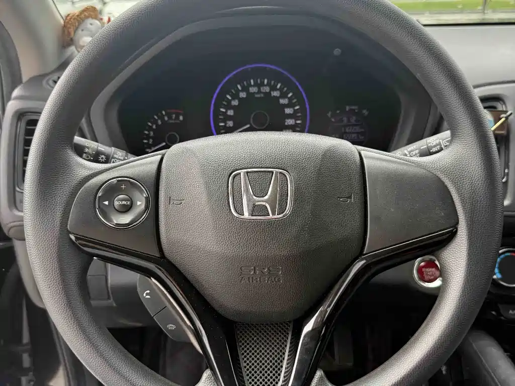 Honda Vezel 2018 — фото 8