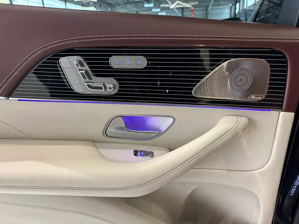 Mercedes-Benz GLS 2022 — фото 20