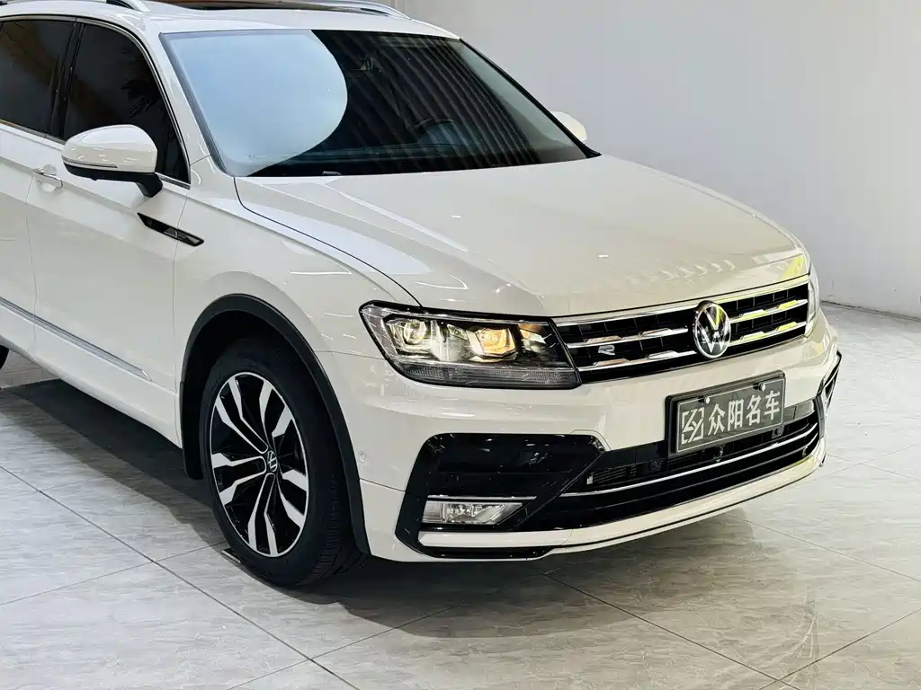 Volkswagen Tiguan L 2021
