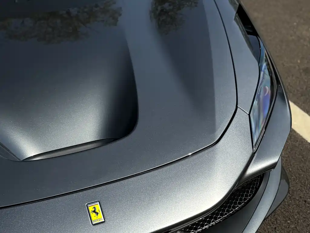 Ferrari F8 2021 — фото 11