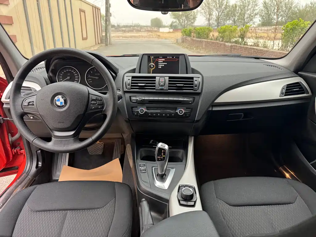 BMW 1 Series 2014 — фото 9
