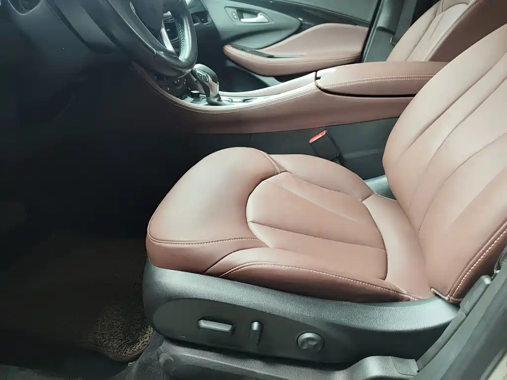 Buick Envision Plus 2019 — фото 10