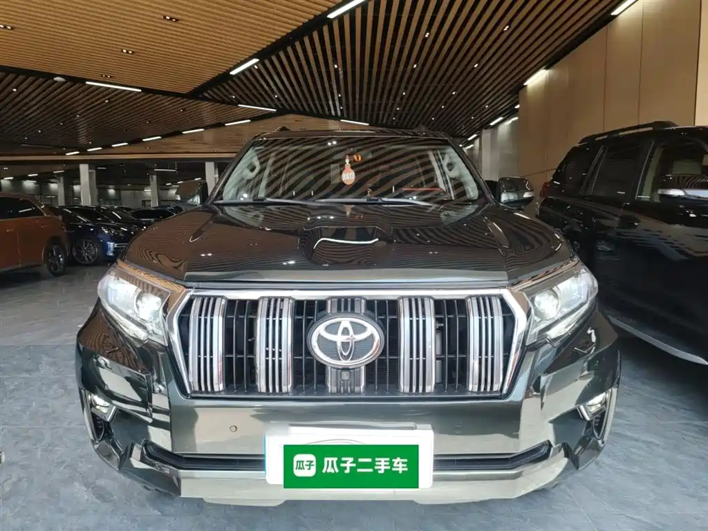 Toyota Prado 2018 — фото 3
