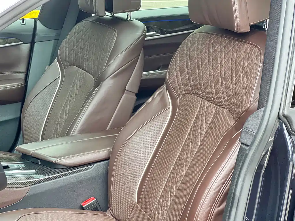 BMW 6 Series GT 2019 — фото 15