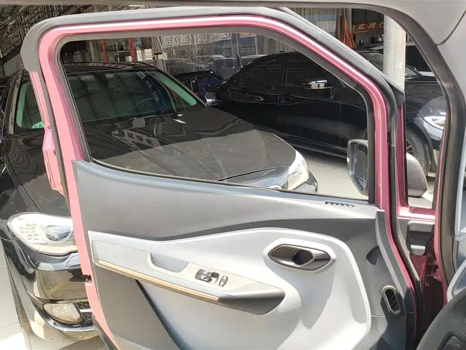 Baojun E200 2020