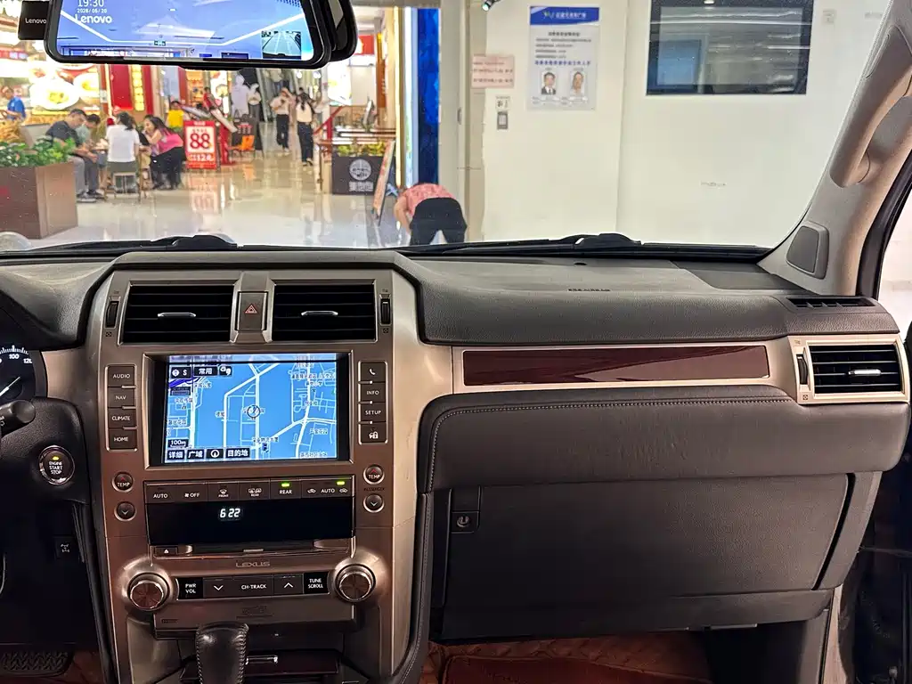 Lexus GX 2014 — фото 19