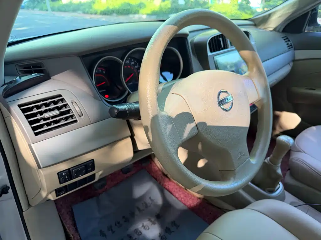 Nissan Sylphy 2015 — фото 21