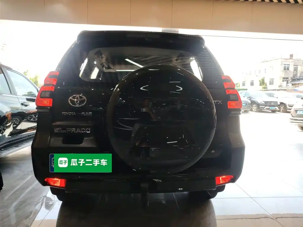 Toyota Prado 2018 — фото 6
