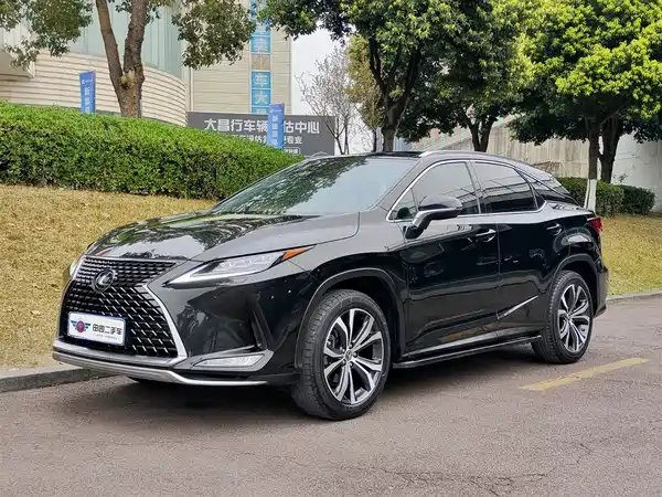 Lexus RX 2020