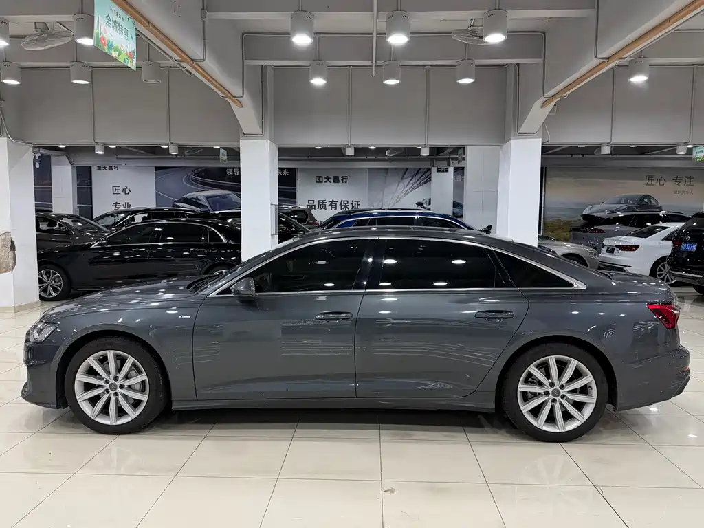 Audi A6L 2021