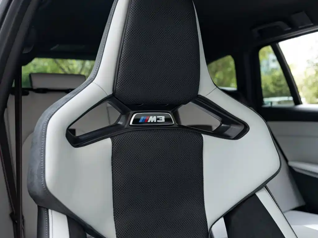 BMW M3 2026 — фото 19
