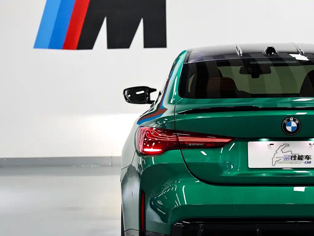 BMW M4 2025 — фото 9
