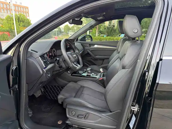 Audi Q5L Sportback 2021