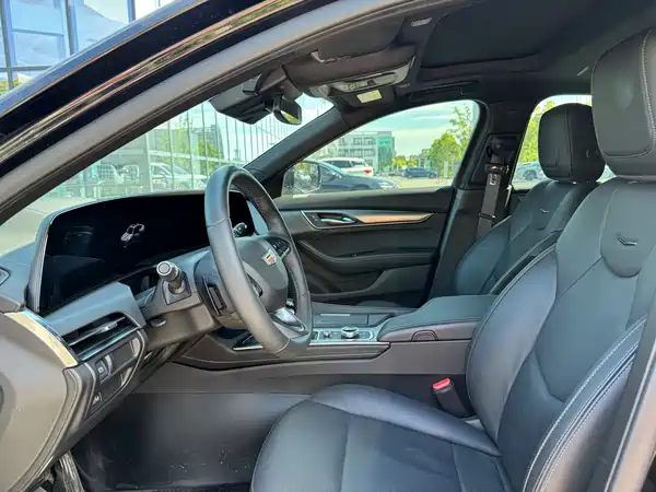 Cadillac CT5 2024