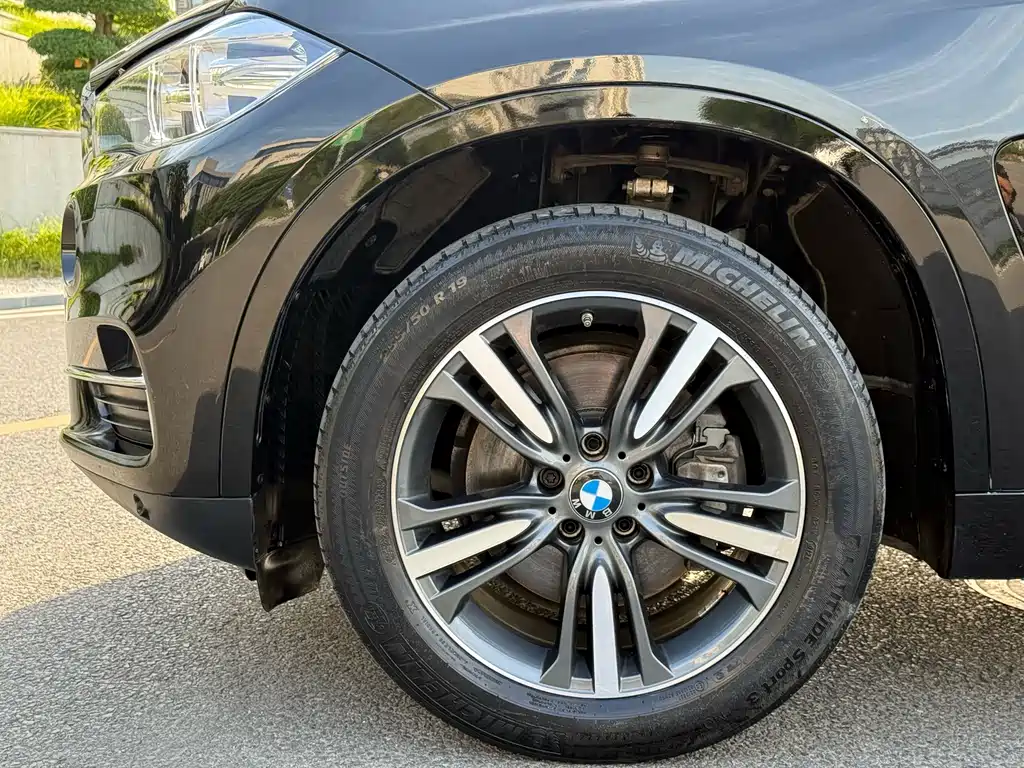 BMW X5 2017 — фото 12