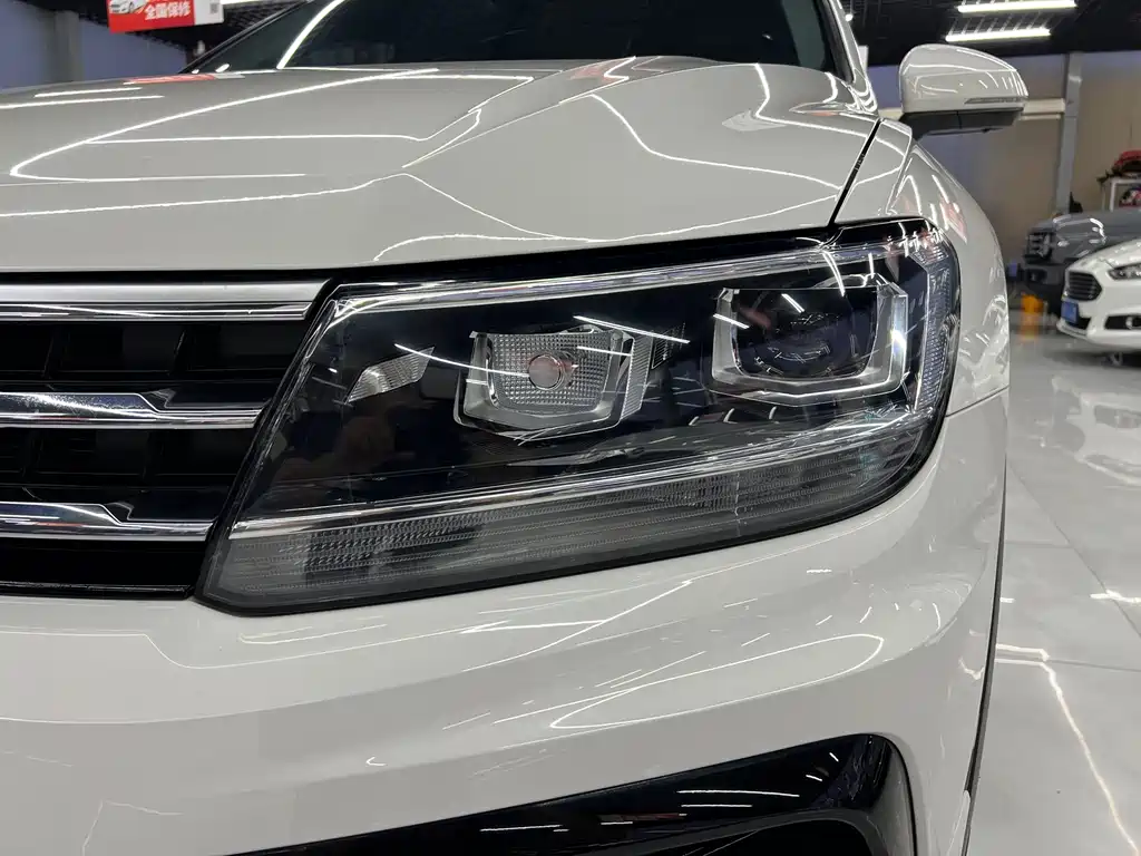 Volkswagen Tiguan L 2021