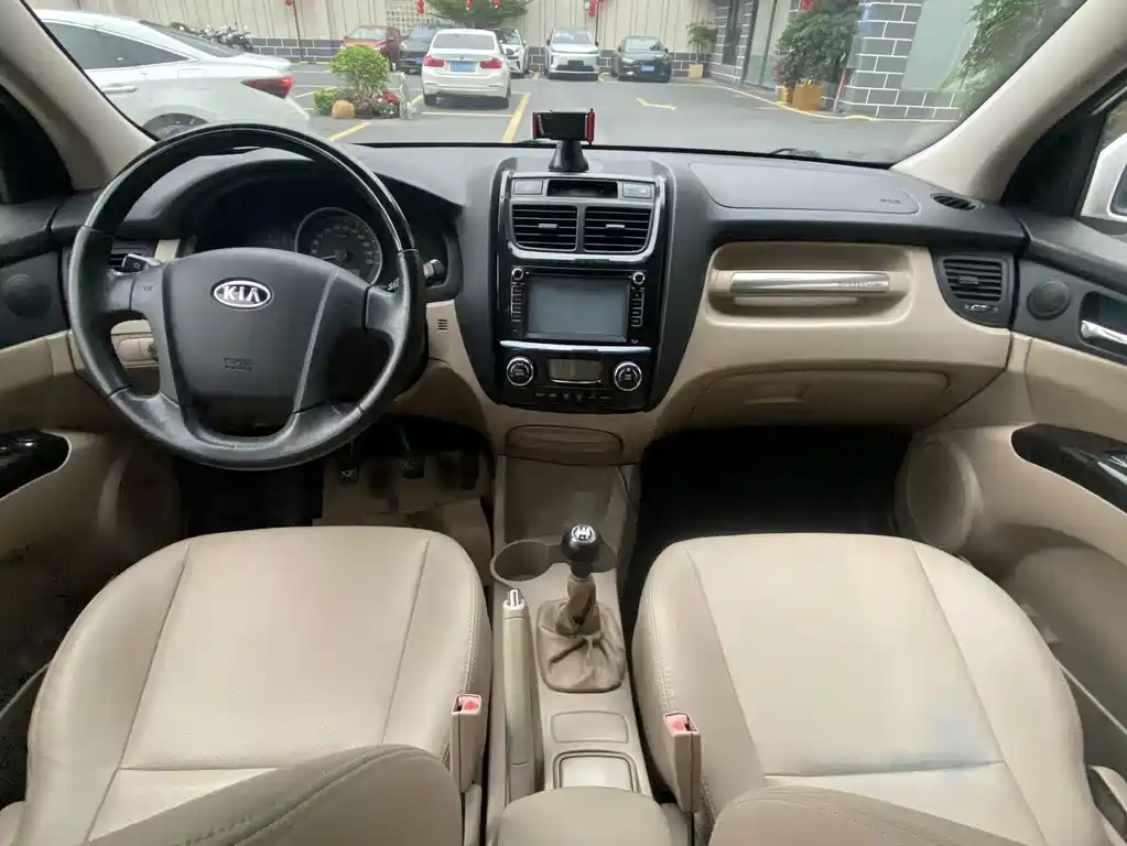 Kia Sportage 2011 — фото 15