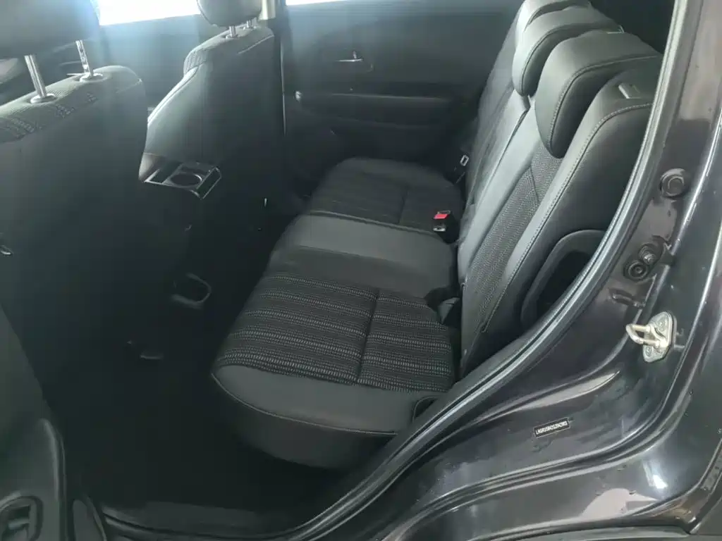 Honda Vezel 2016 — фото 17