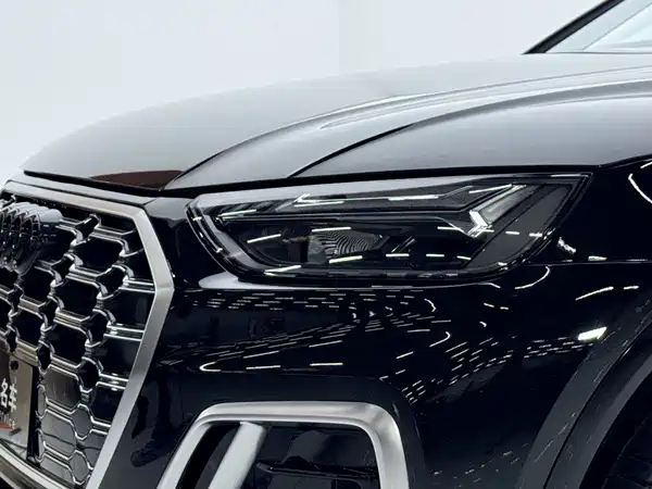 Audi Q5L 2022