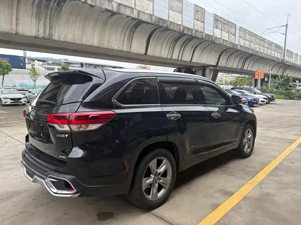 Toyota Highlander 2018