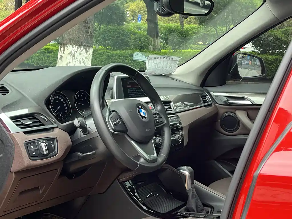 BMW X1 2018 — фото 14