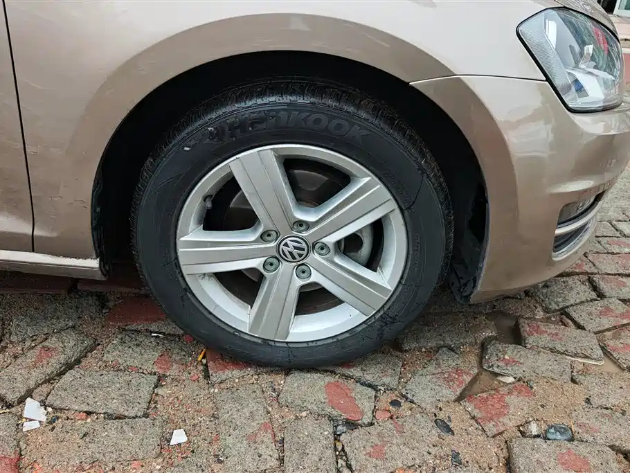 Volkswagen Golf 2014