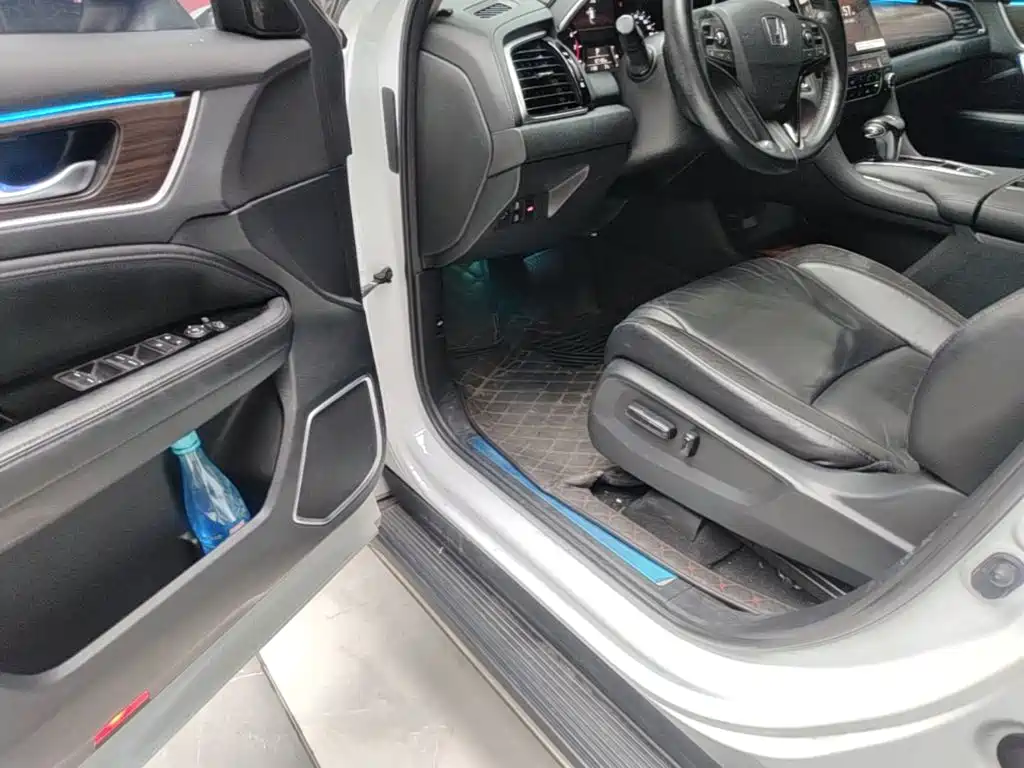 Honda Avancier 2018 — фото 16