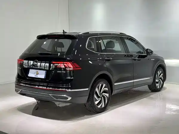 Volkswagen Tiguan L 2023