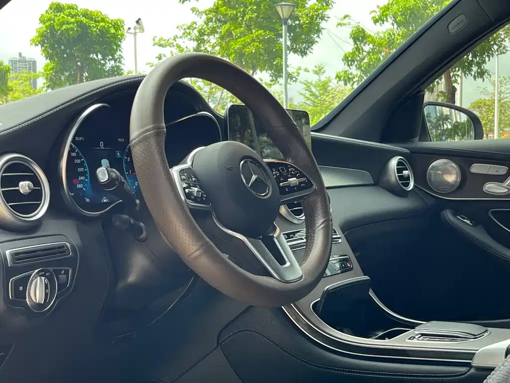 Mercedes-Benz GLC 2020 — фото 10
