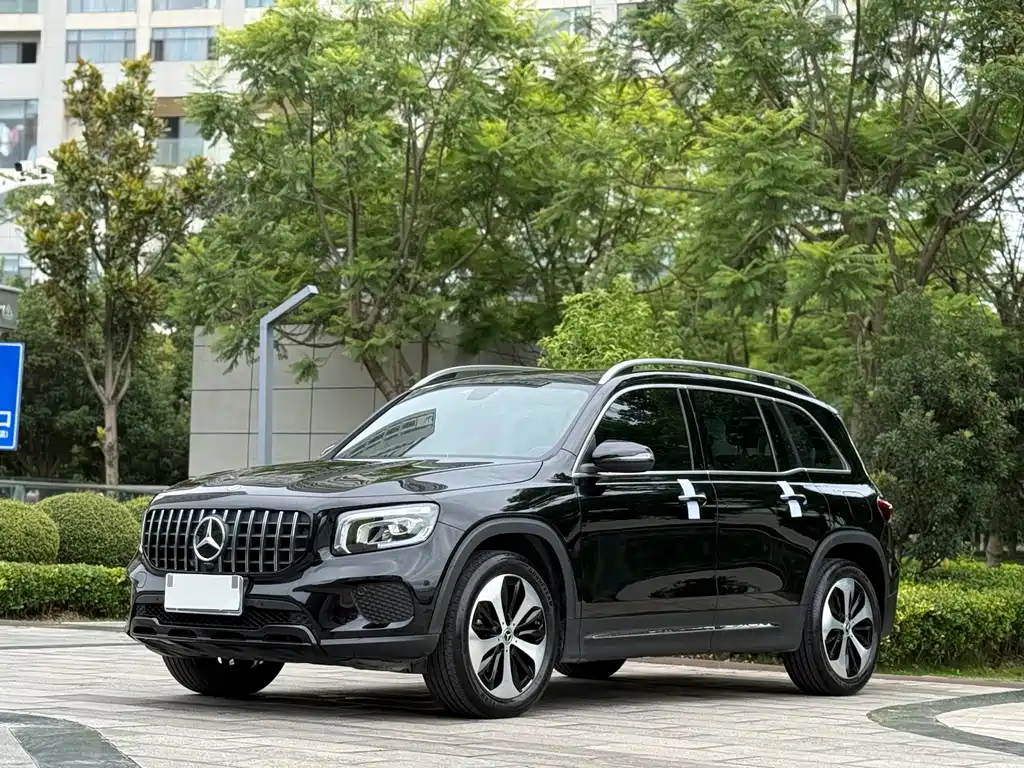 Mercedes-Benz GLB 2021