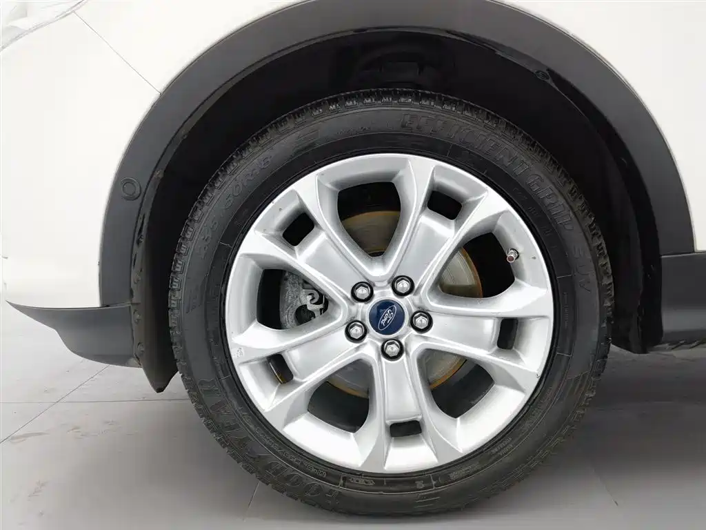 Ford Kuga 2014 — фото 17
