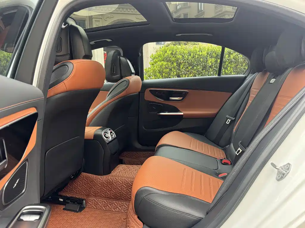 Mercedes-Benz C-Class 2022 — фото 15