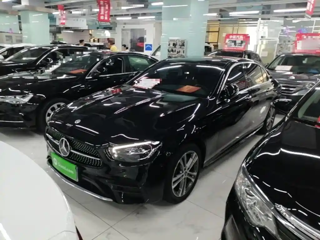 Mercedes-Benz E-Class 2022