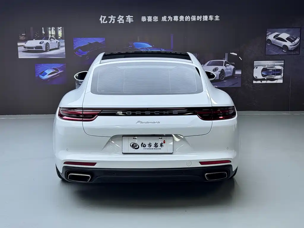 Porsche Panamera 2017 — фото 14