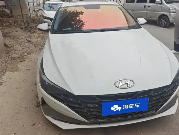 Hyundai Elantra 2021