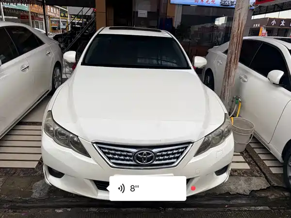 Toyota Reiz 2012