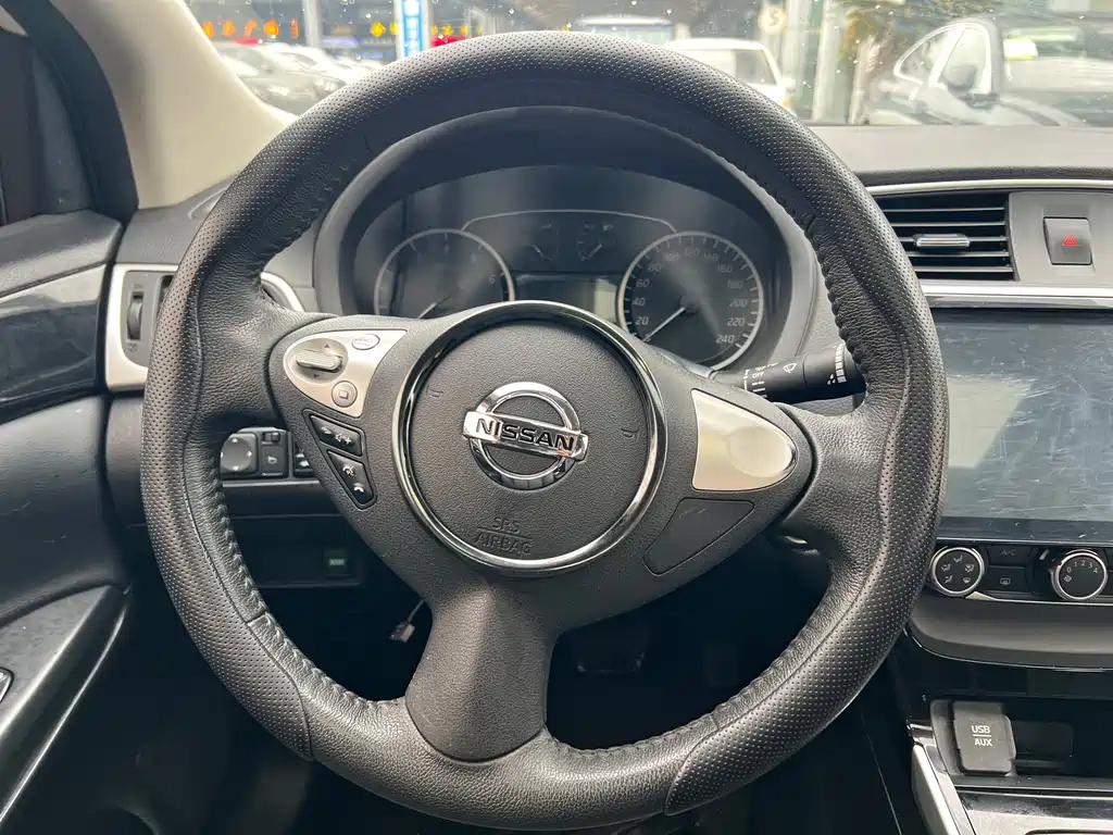 Nissan Sylphy 2018 — фото 14