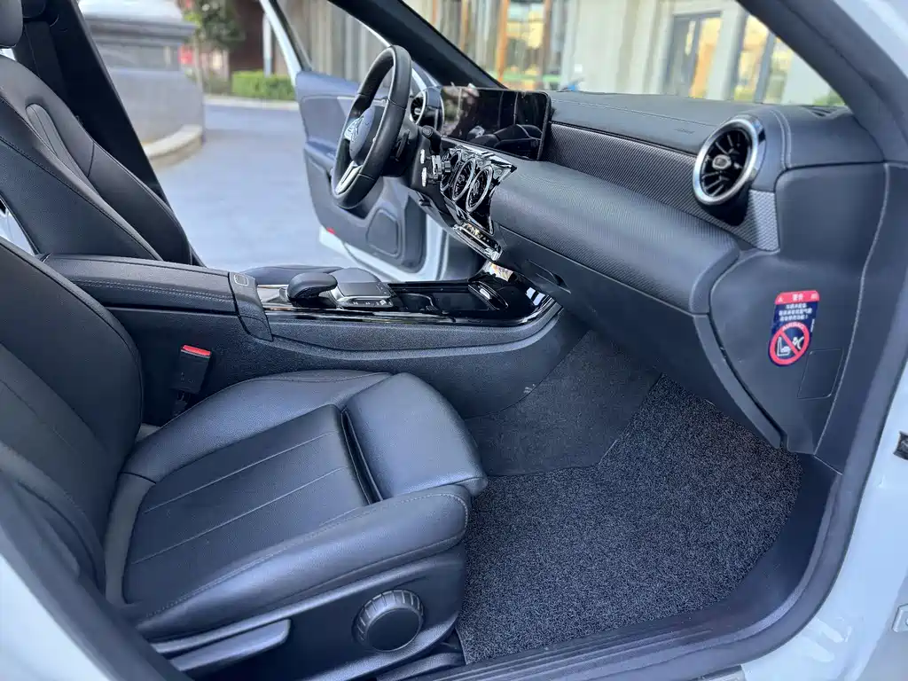 Mercedes-Benz A-Class 2021