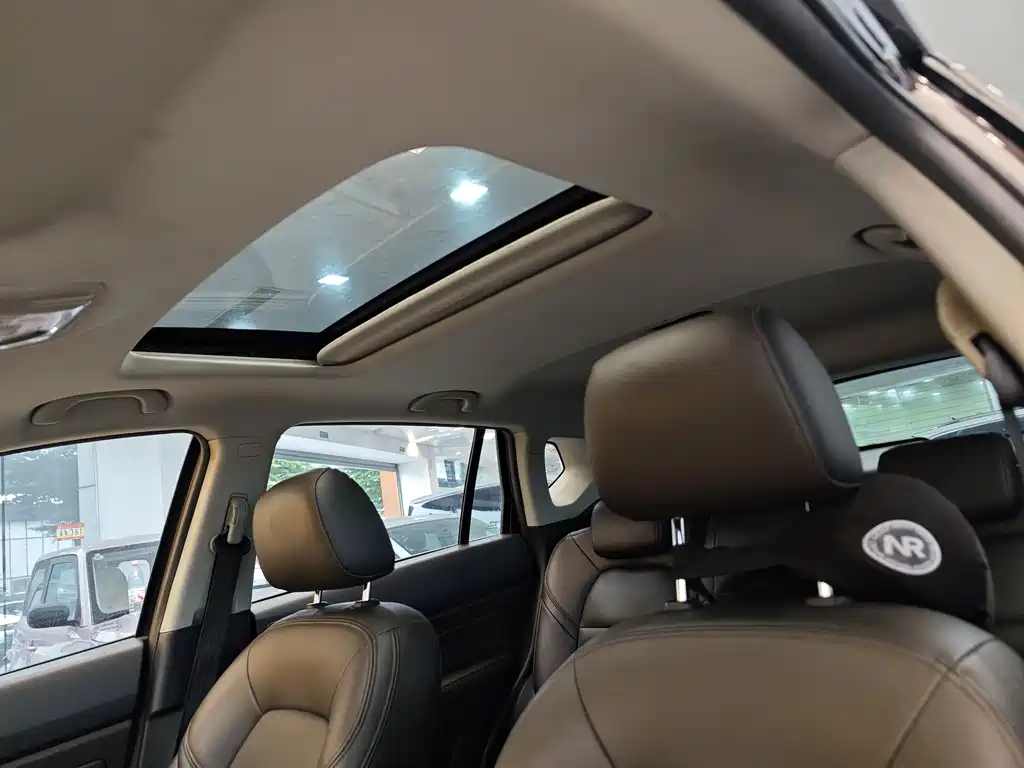GAC Trumpchi GS4 2017 — фото 13