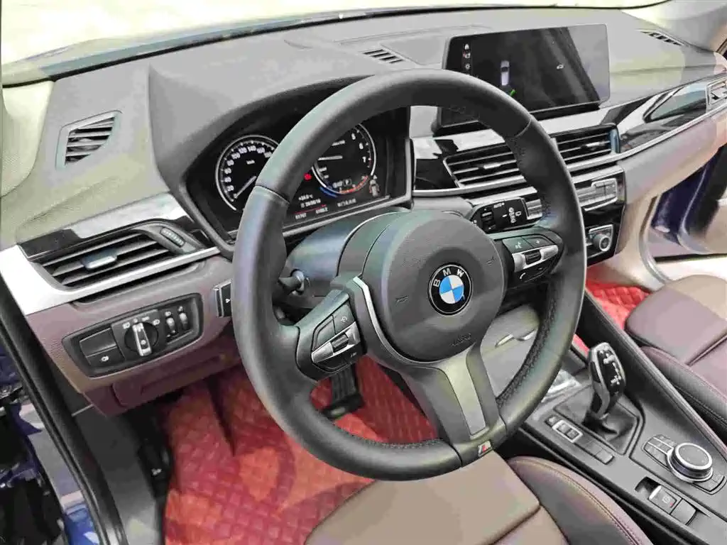 BMW X1 2022 — фото 12