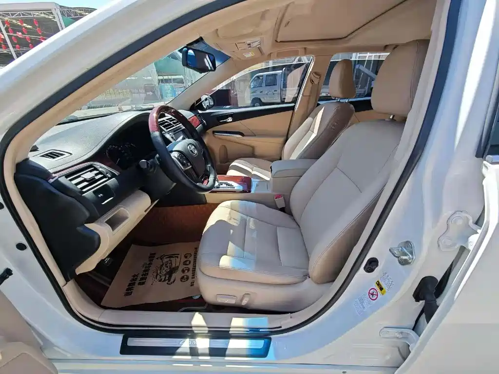 Toyota Camry 2014