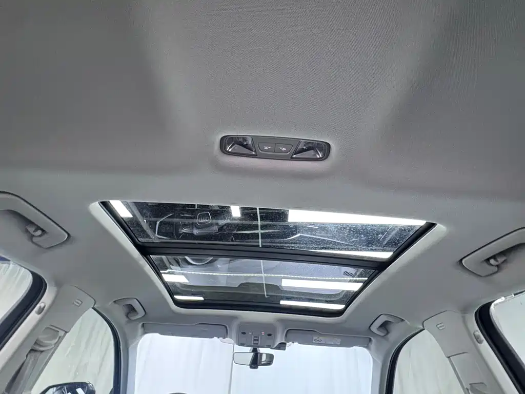 Audi Q3 2021 — фото 16