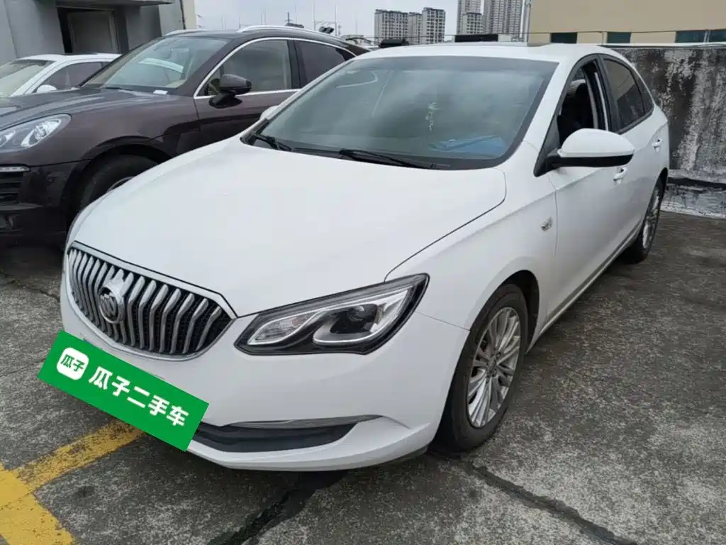 Buick Excelle 2016 — фото 1