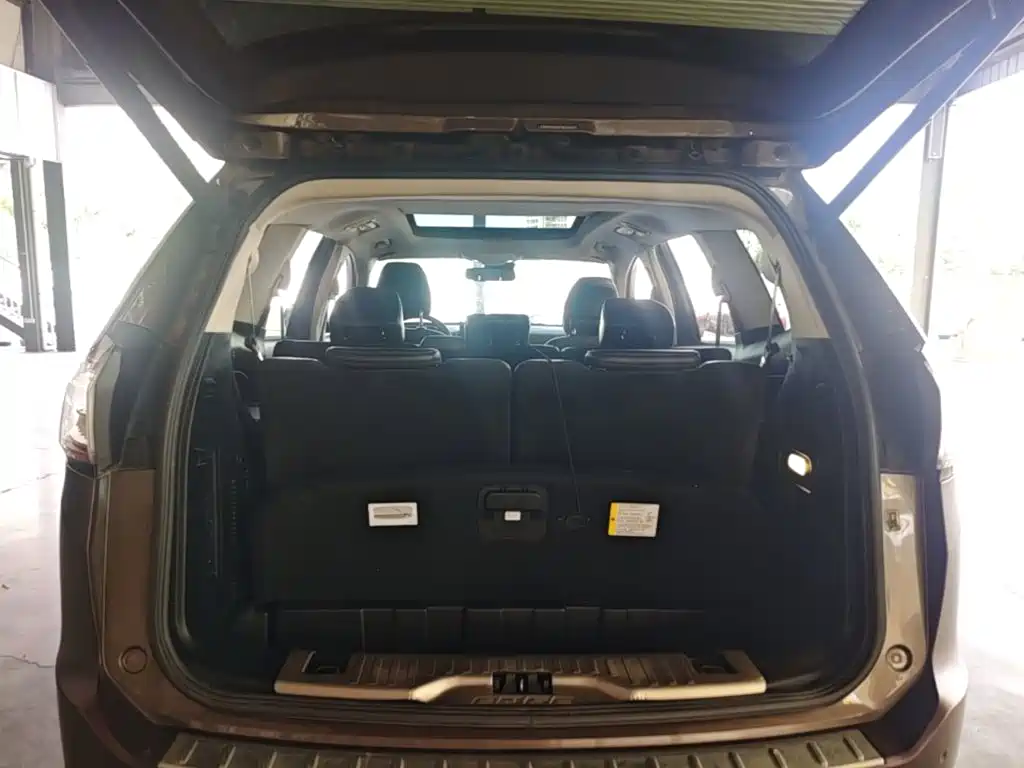 Ford Edge 2015 — фото 19