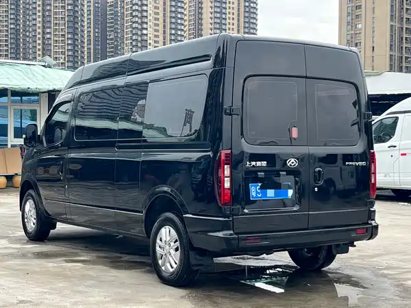 Maxus V80 2025