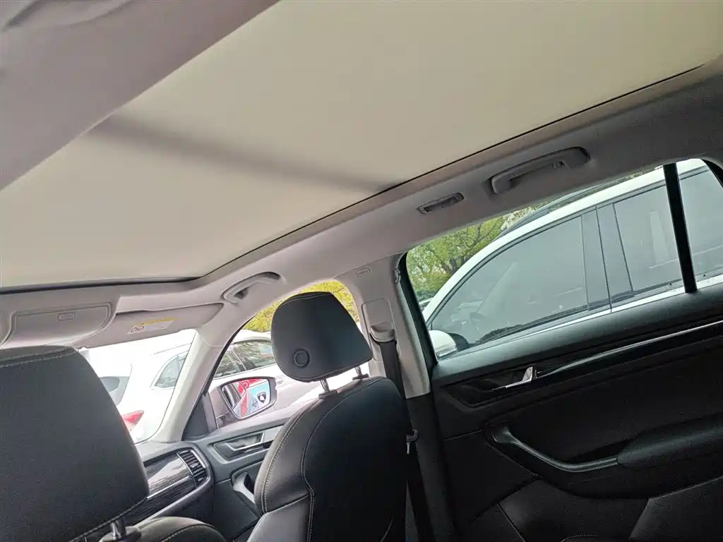 Skoda Kodiaq 2020 — фото 18