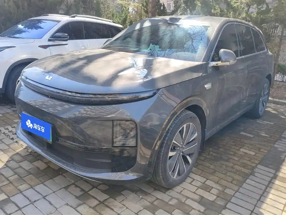 Li Auto Li L6 2025